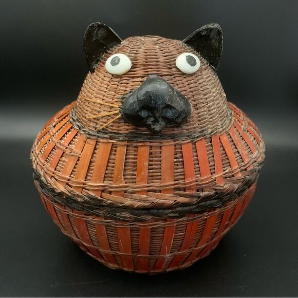 Vintage Chinese Cat Basket - Picture 3 of 13